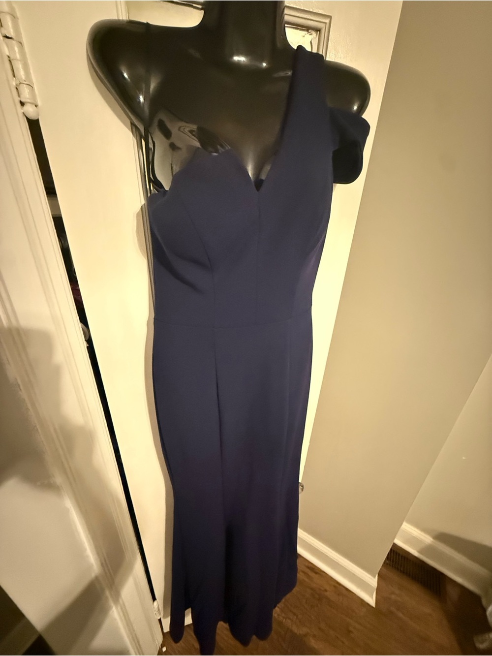 Betsy & Adam Navy Blue Crepe One Shoulder Cold Shoulder Trumpet Gown Sz 4